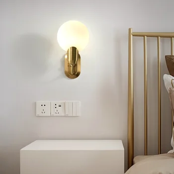 Nordic light luxusné mosadz nástenné svietidlo spálne posteľ moderný minimalistický mlieko biele sklo loptu obývacia izba TV joj nástenné svietidlo